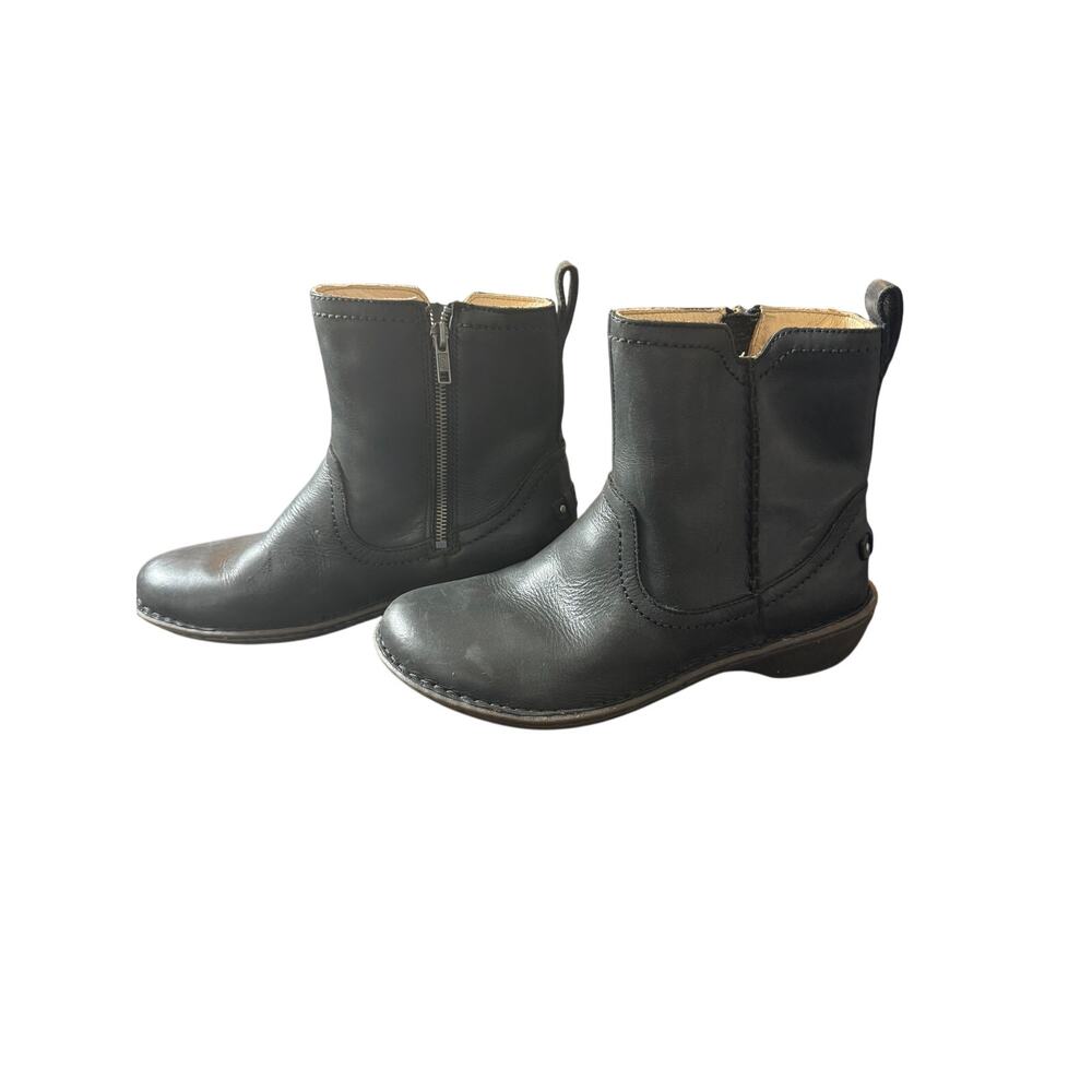 UGG Neevah Black Fur Lined Ankle Boots Size 9 Excellent Soles